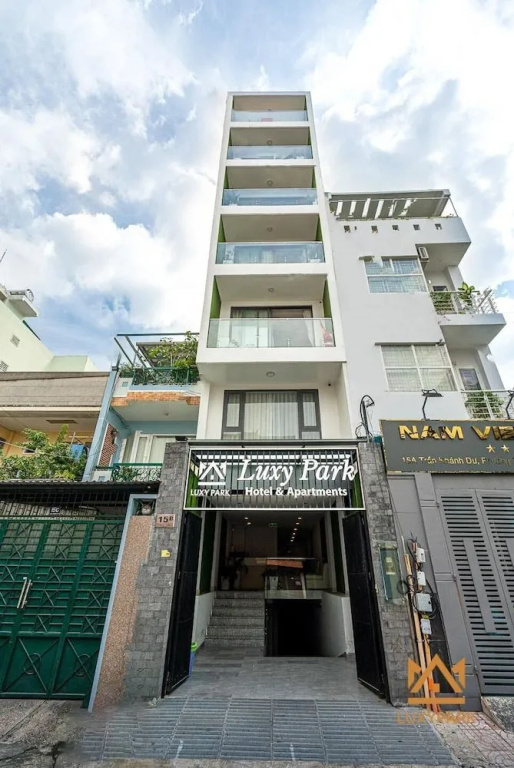 Luxy Park Hotel & Apartments-City Centre