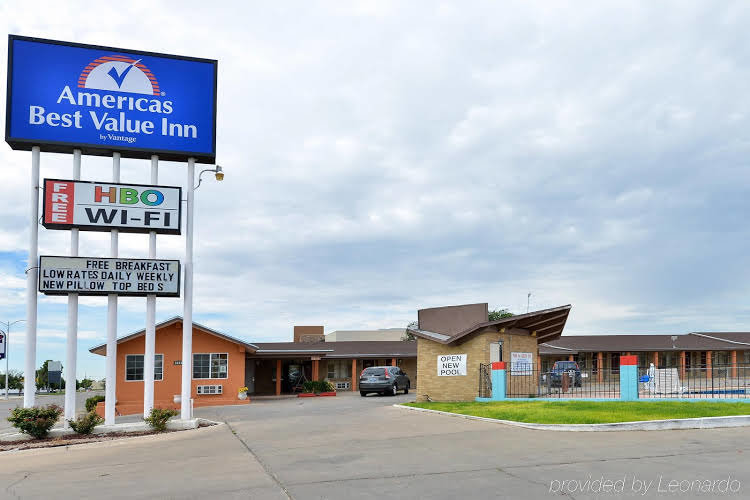 Frontier Motel image