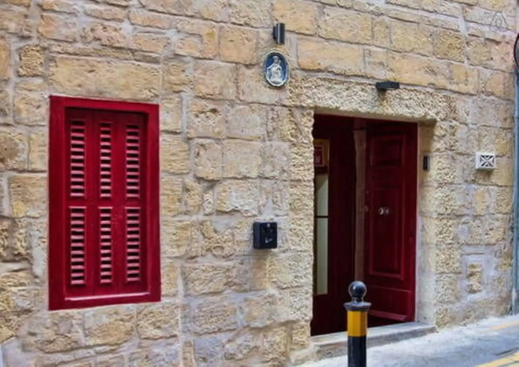 VBL Hostel – Adults only