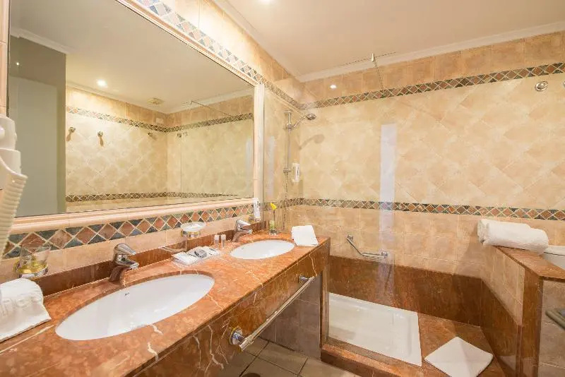 Bull Vital Suites & Spa Boutique Hotel - Only Adults - Chambres