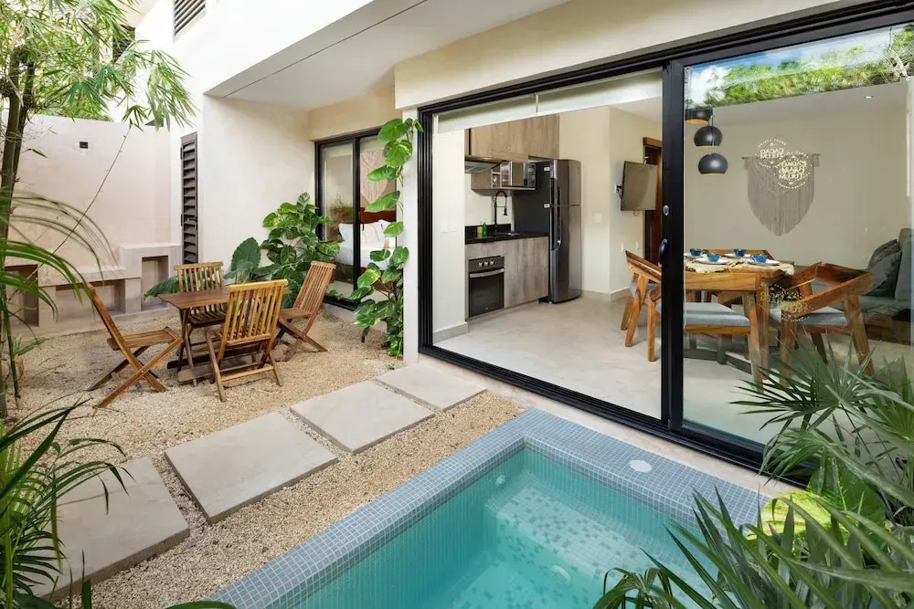 Deluxe Apartment