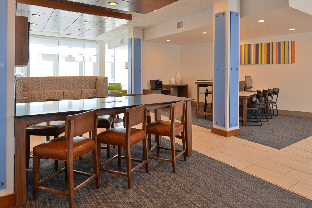Holiday Inn Express & Suites Farmington Hills - Detroit by IHG - Général