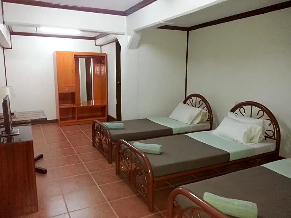 Economy room
