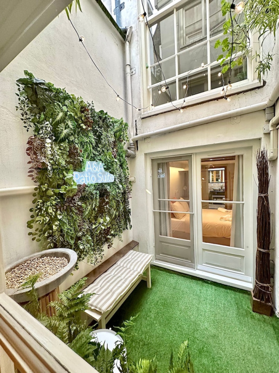 A&A Patio Suite