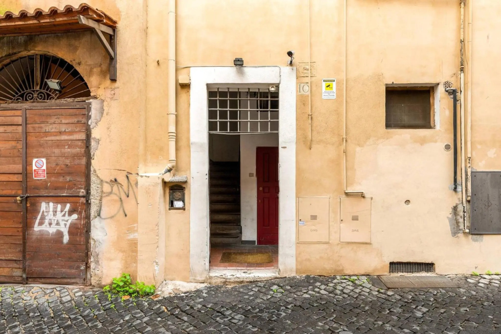 Apartment For 4 People