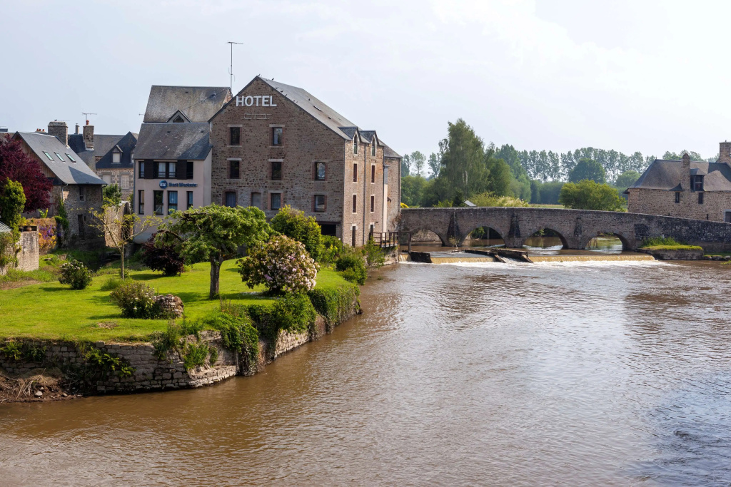 Best Western Le Moulin De Ducey - Général