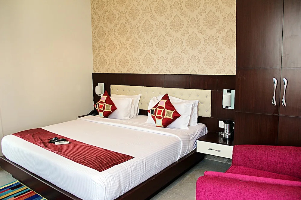 Hotel Taj Heights - Chambres