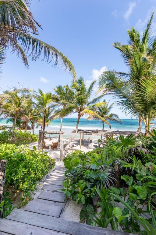 La Valise Tulum picture