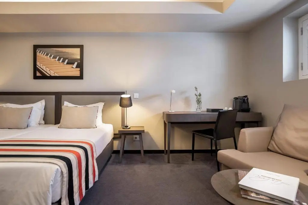 Classic Double room (full double bed)