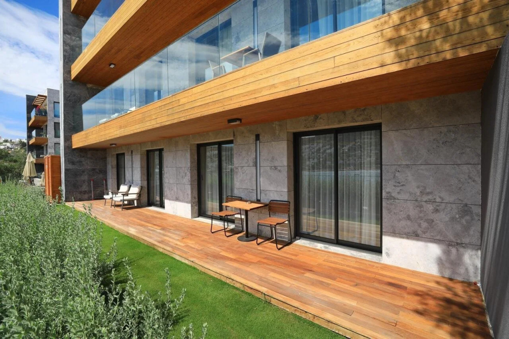 Mare Deluxe Residences & Villas