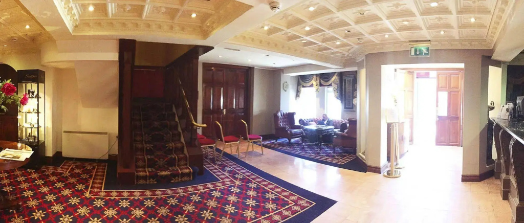 TF Royal Hotel - Général