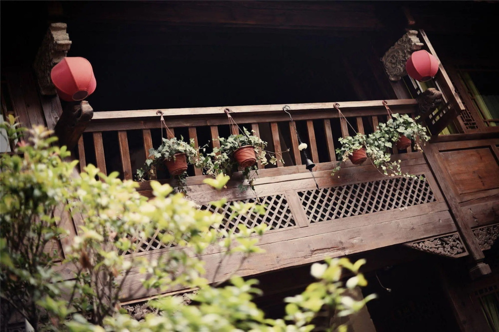 Blossom Hill Inn Lijiang Lotusland