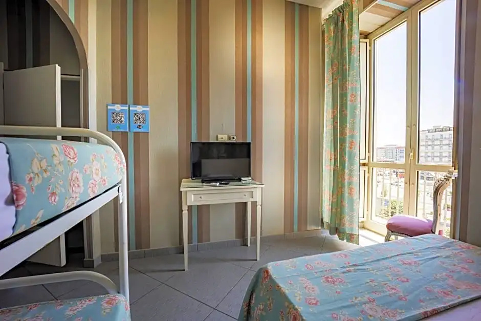 Hotel New Sayonara - Chambres