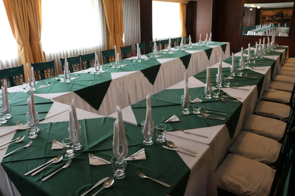 Hotel 6 de Diciembre - Général