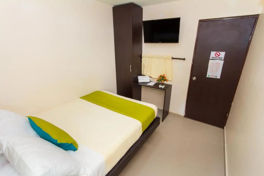 Hotel Azuan Suites By Geh Suites - Chambres