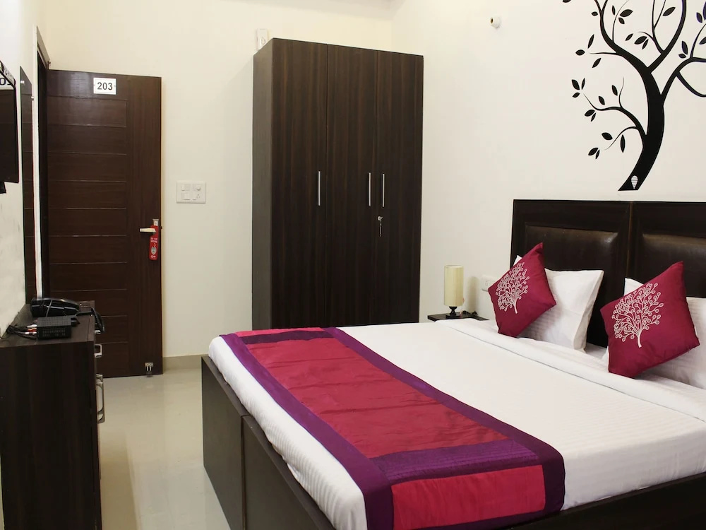 OYO 2384 Hotel Epic Inn - Chambres