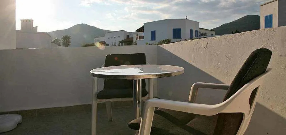 Balcony & Terrace