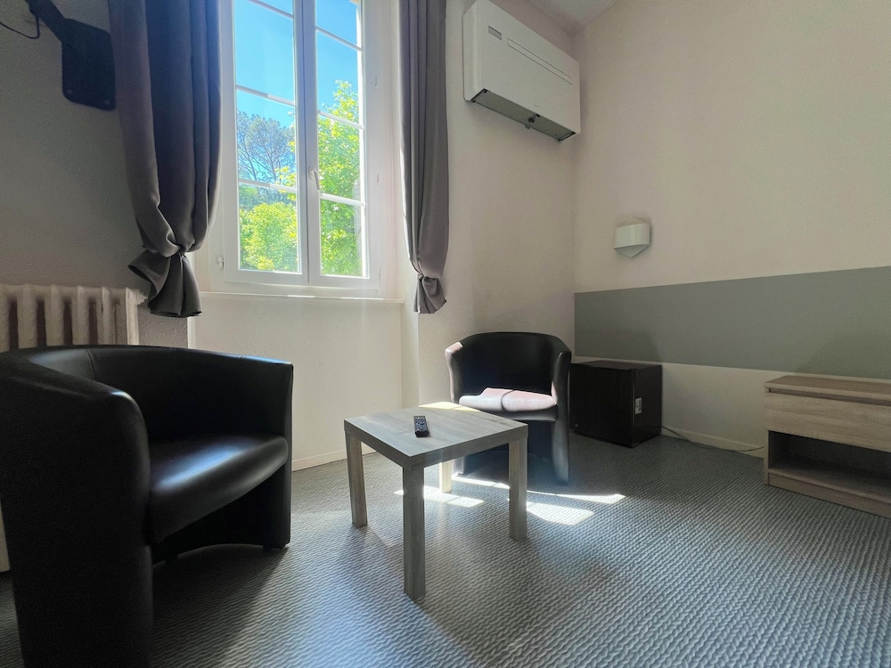 Logis Hôtel des Thermes - Chambres