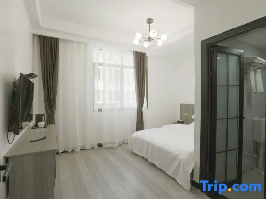 Standard Double room with view (full double bed)