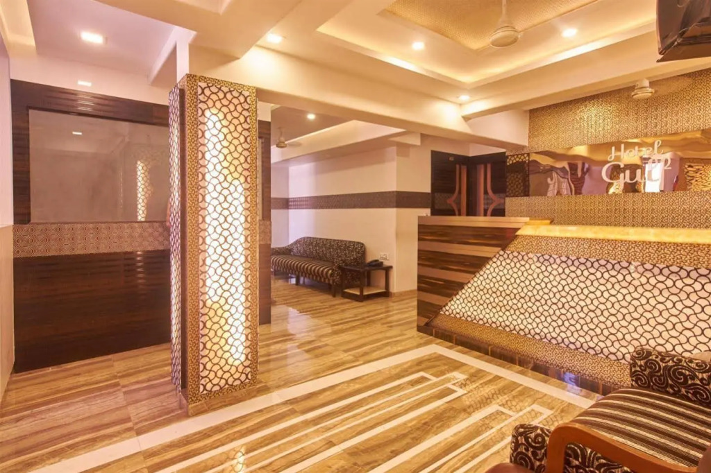 Hotel Gulf by null