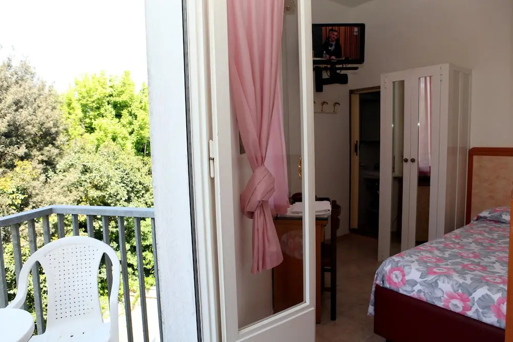 Balcony & Terrace
