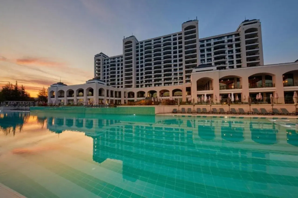 Secrets Sunny Beach Resort & Spa - All Inclusive - Adults Only