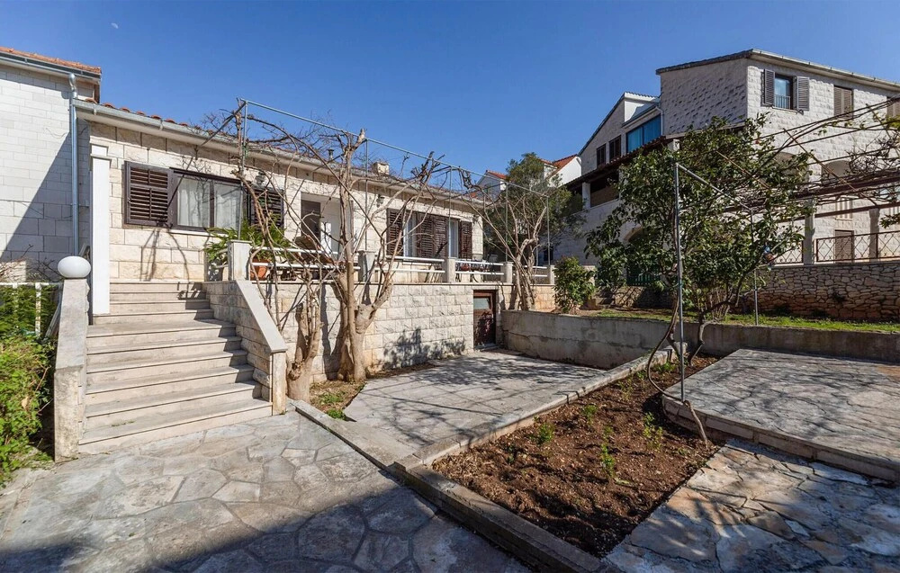 Nice Home in Supetar With Wifi and 3 Bedrooms