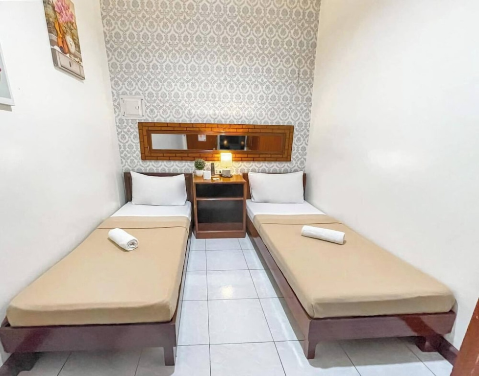 Economy room