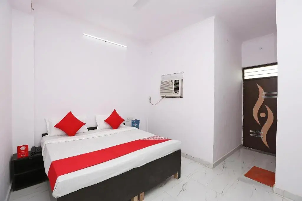 Golden Guset House by OYO Rooms