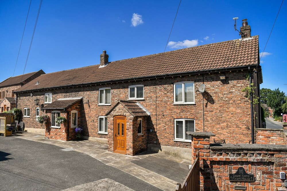 Dovecote Farm House
