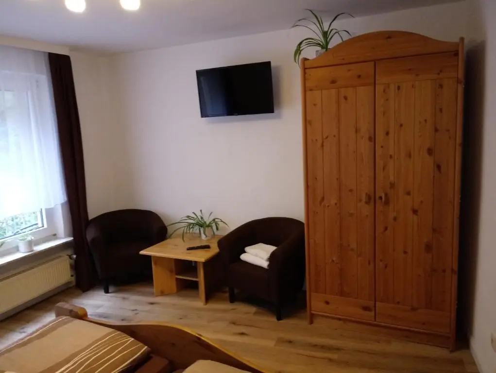 Standard Double room with balcony (full double bed)