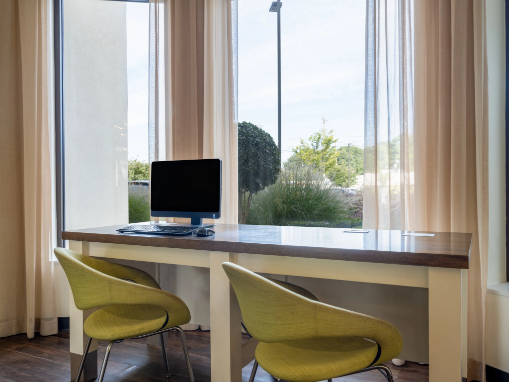 Holiday Inn Greensboro Coliseum by IHG - Général