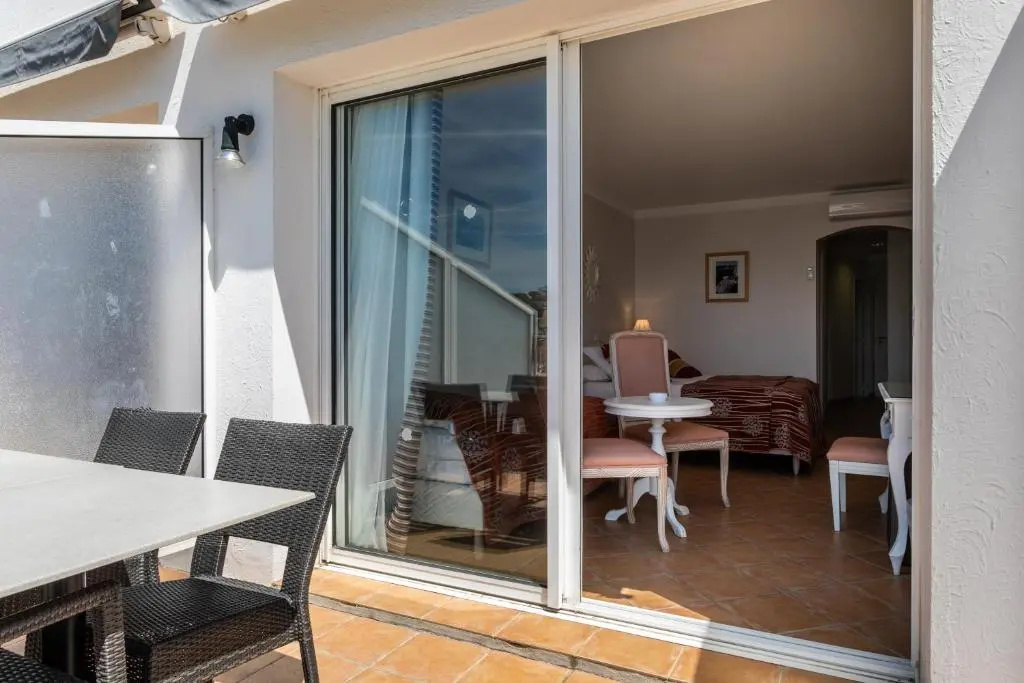 Roc Hotel - Chambres