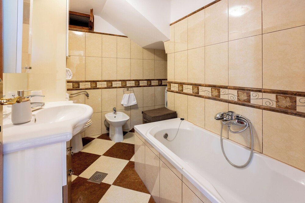 Hotel photo 37