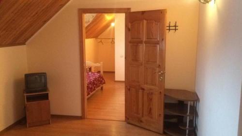 Пицунда: Гостевой дом Guest House Dana