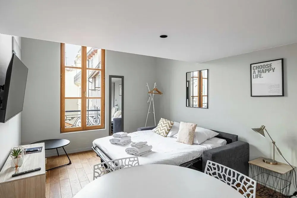 Large Duplex - Cannes Center