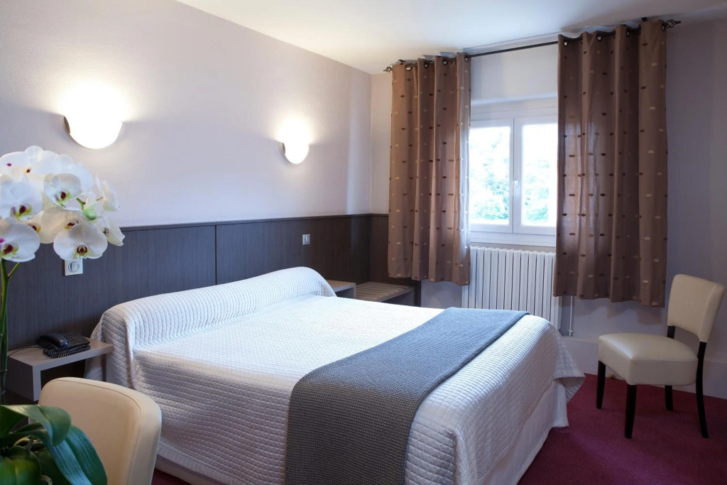 Afficher la photo 6 — Hôtel CARRER Le Rhien