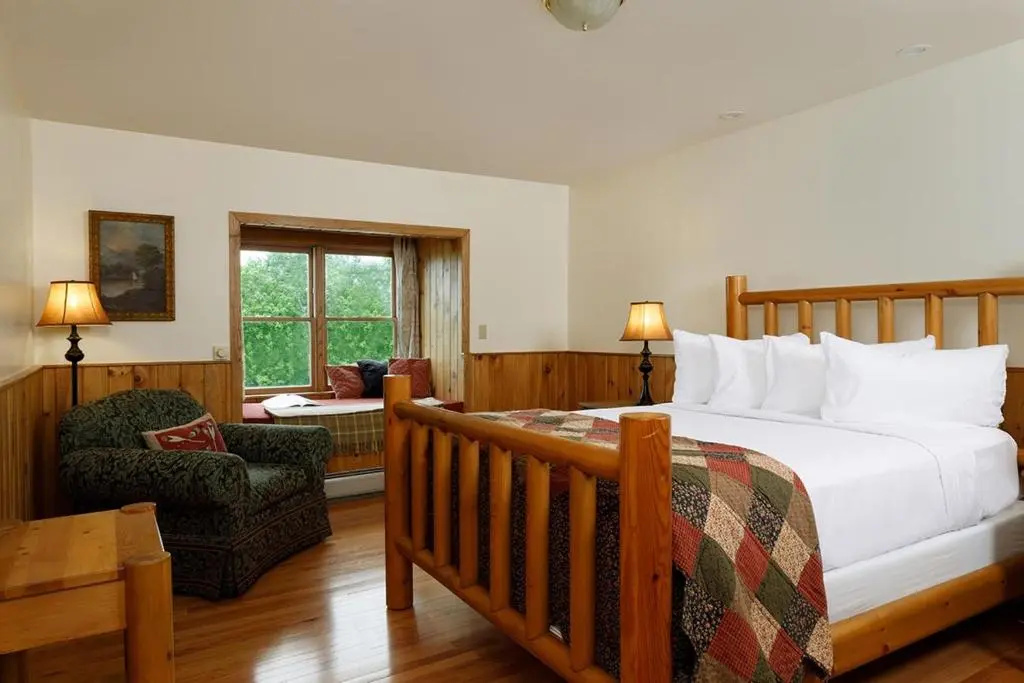Friends Lake Inn - Chambres