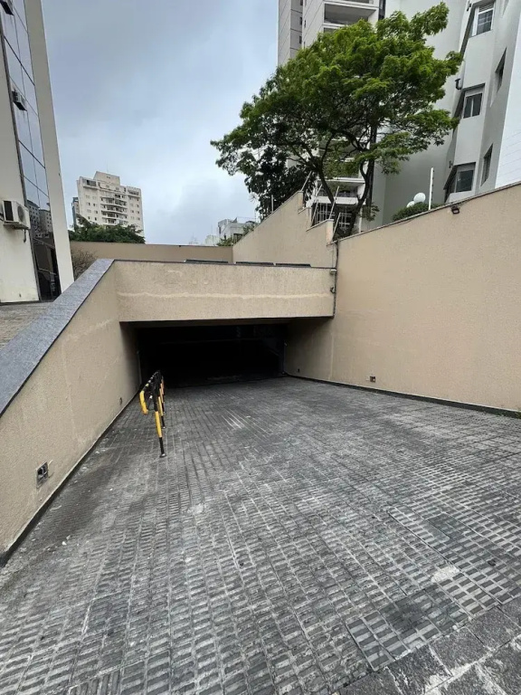 Get a Flat 703 Bienal-Ibirapuera