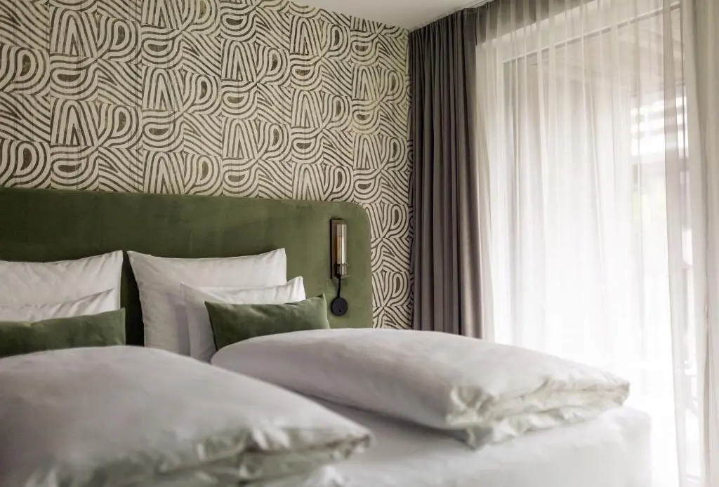 Standard Double room with pool view (full double bed)
