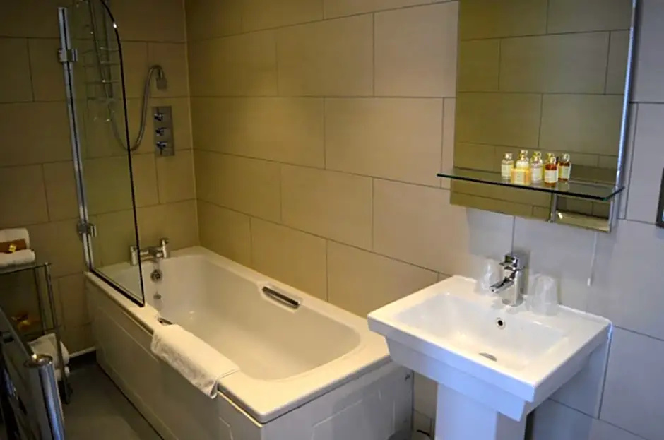 The Cliff Hotel - Chambres