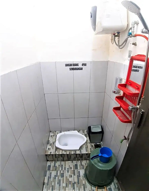 Economy room
