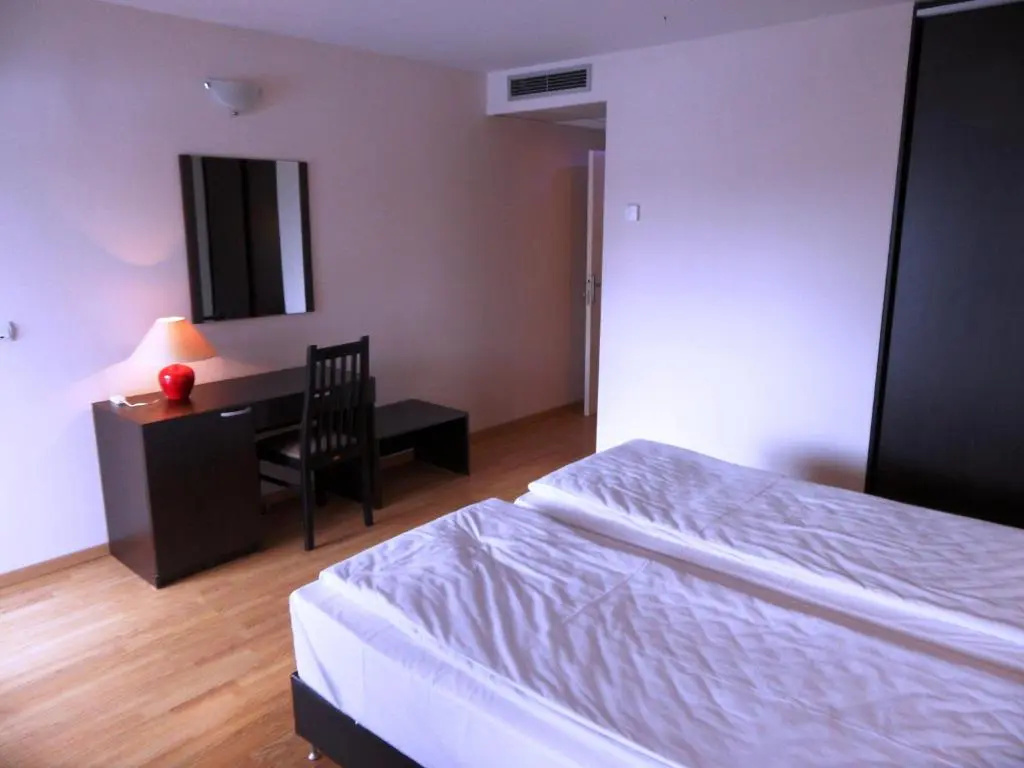 Standard Double room with balcony (twin beds)