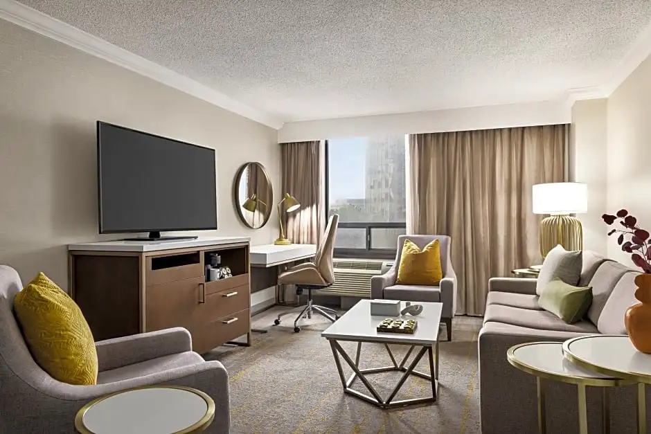 Crowne Plaza Toronto Airport by IHG - Chambres