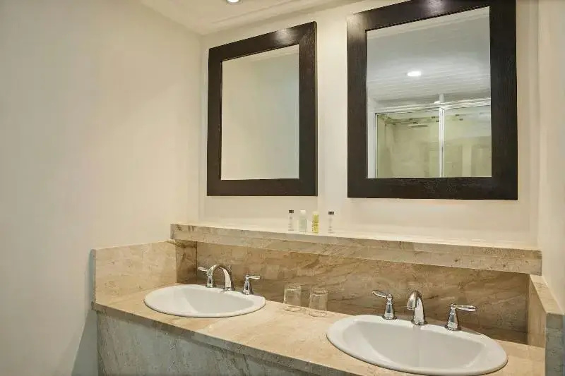 Standard Double room with balcony and with view (full double bed)