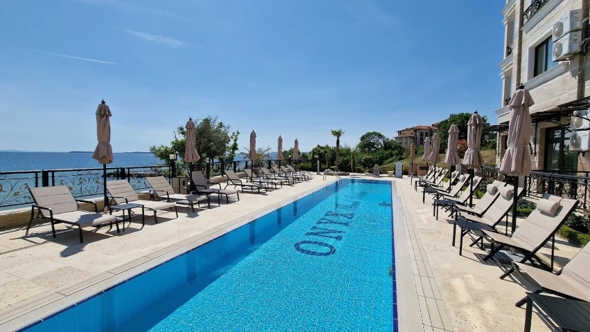 Onyx Beach Residence - фото 8