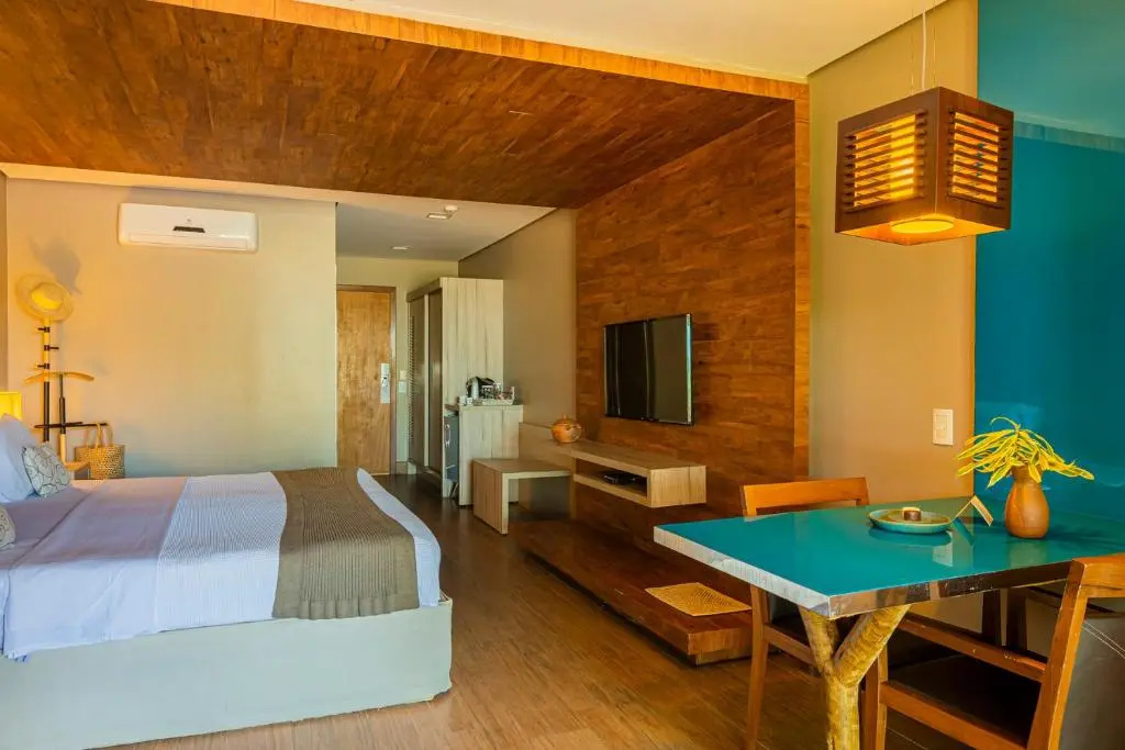 Suite with pool view