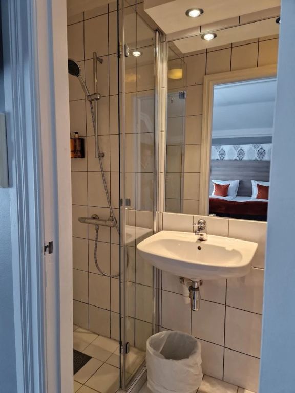 Dr. Holms Hotel - Chambres