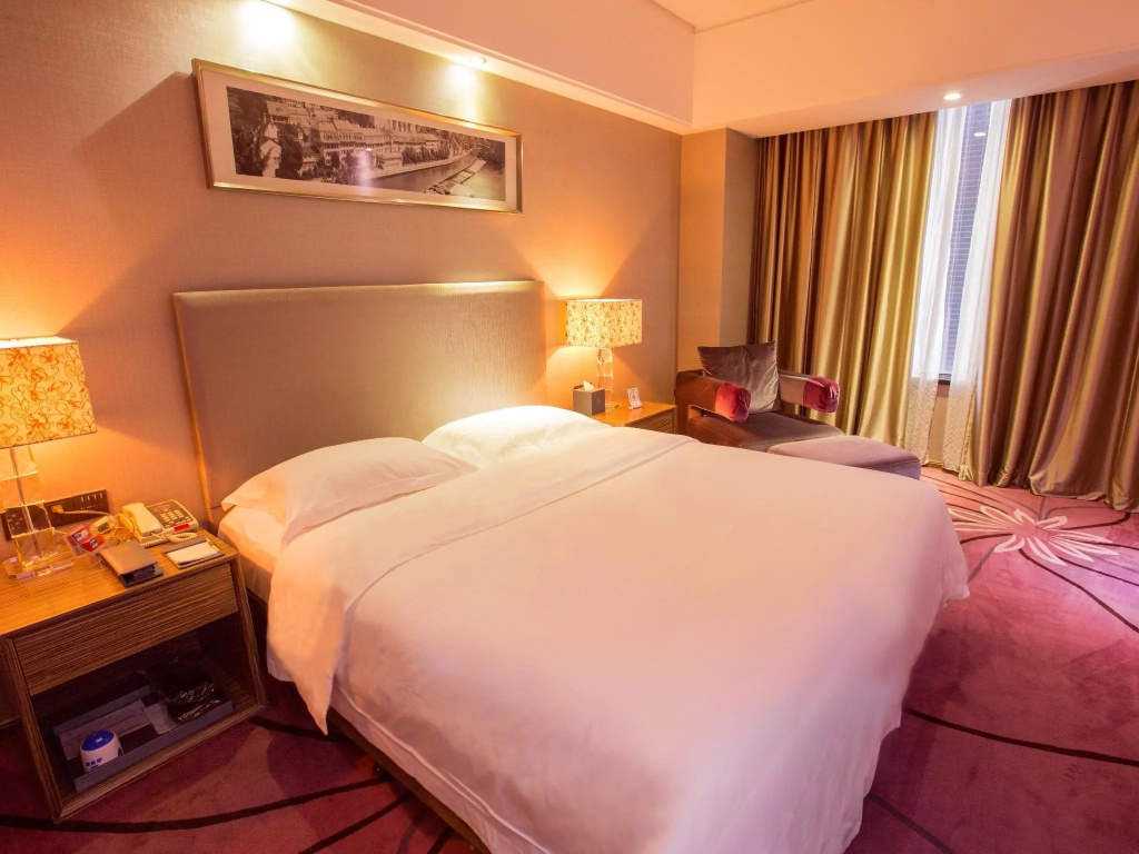 La Perle International Hotel — 4