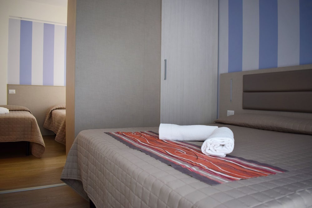 Hotel Arno — 5